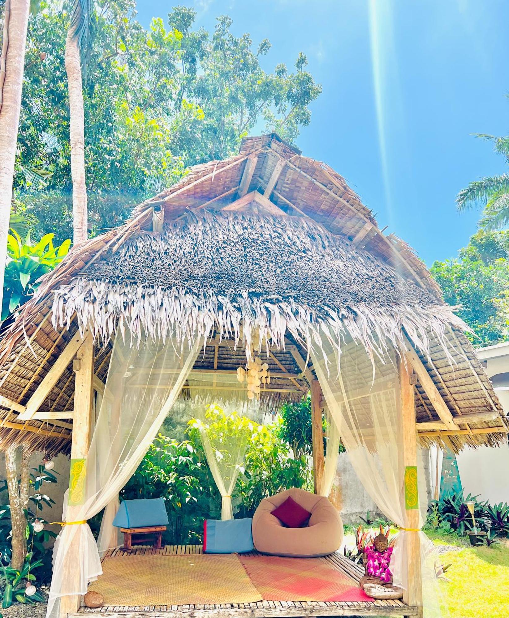 Boholala Hostel بنغلاو المظهر الخارجي الصورة